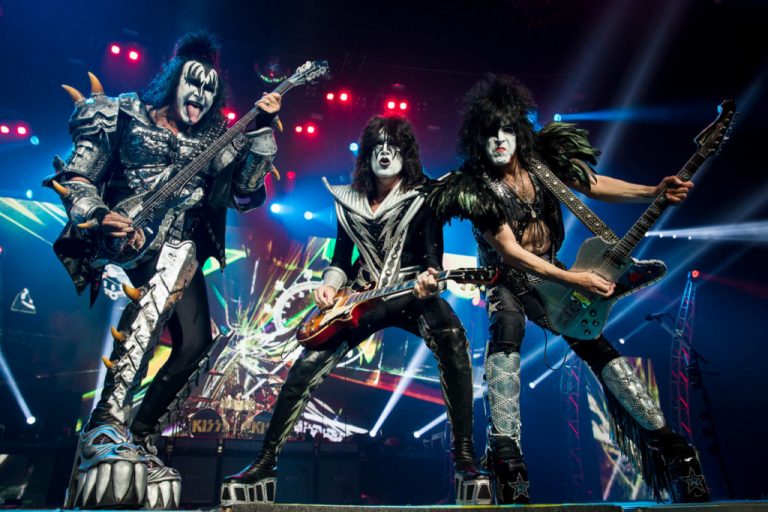 Gene Simmons explica por que Kiss canceló su residencia en Las Vegas